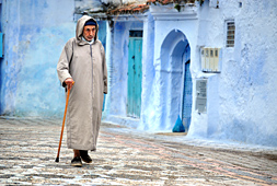 habitant chefchaouen bleue maroc