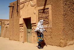 agadez niger afrique musulman maison torchi
